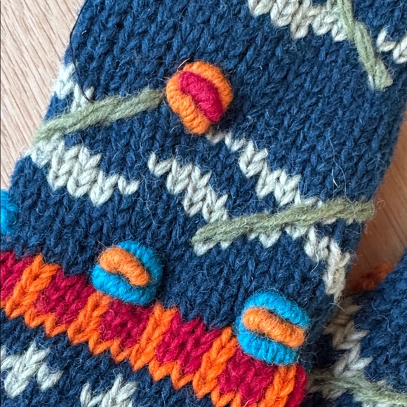 Colorful Hand Knit 100% Wool Fingerless Gloves Arm Warmers One Size - Picture 2 of 16